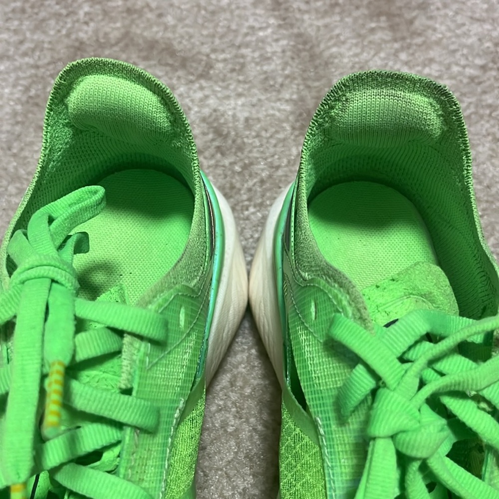 Women's Saucony Endorphin Elite Super Shoe Size 7.5 - Picture 5 of 6